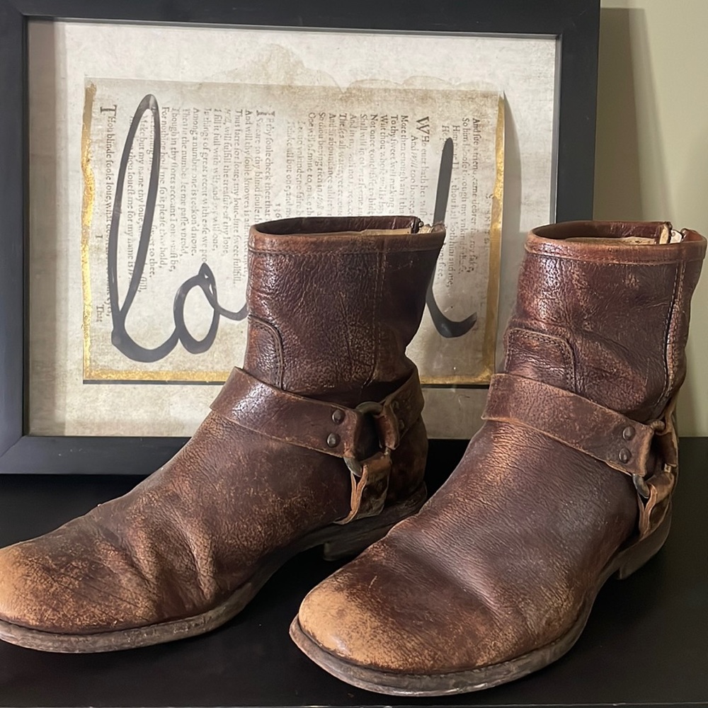 Frye leather ankle boots-already broken in!